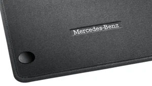 Mercedes-Benz Original 2 Velour Floor Mats W 447 V Class/Vito LHD Black New - Picture 1 of 1