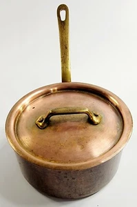 Sartén vintage para caja y barril de cobre con tapa y mango de latón hecho en Francia - Imagen 1 de 12