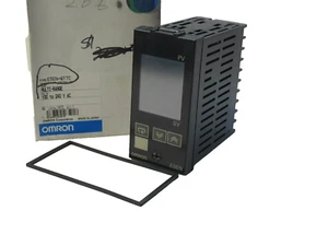 (NEW) OMRON E5EN-Q1TC , E5ENQ1TC 100-240V ac Multi-Range Digital Controller - Picture 1 of 7