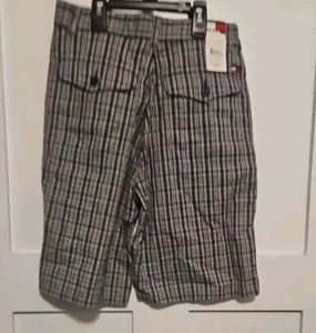 Tommy Hilfiger Casual Button Zip Chino Shorts  Boys Size 12 New - Picture 1 of 8