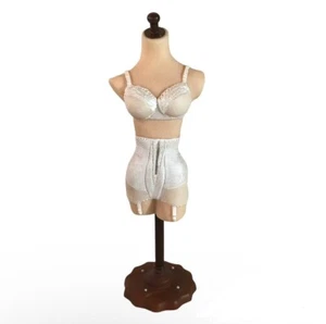 Dessous Mini Schaufensterpuppe Figur The Latest Thing What A Waist Silhouettes - Bild 1 von 11