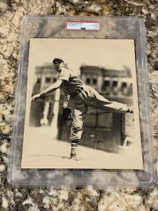 Carl Hubbell 1930's Type 1 Signed Original Photo PSA DNA Authentic Rare Auto - Picture 1 of 5