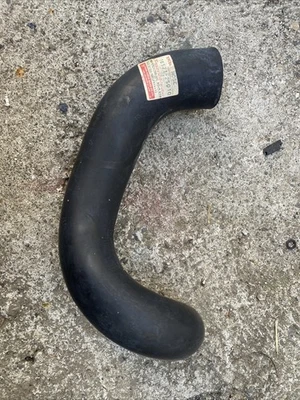 Новый из старых запасов нижний шланг радиатора охлаждающей жидкости TOYOTA 71-82 Toyota Carina Corolla 16571-25010 - Изображение 1 из 4