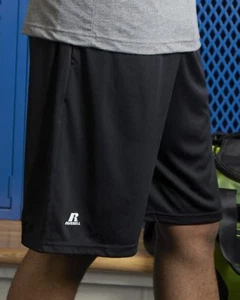 Russell Athletic - 10" Essential Shorts with Pockets - TS7X2M - Picture 1 of 8