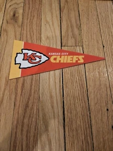 NFL Kansas City Chiefs 9” x 4” Felt Pennant Mini Flag Rico Tag Express - Picture 1 of 2