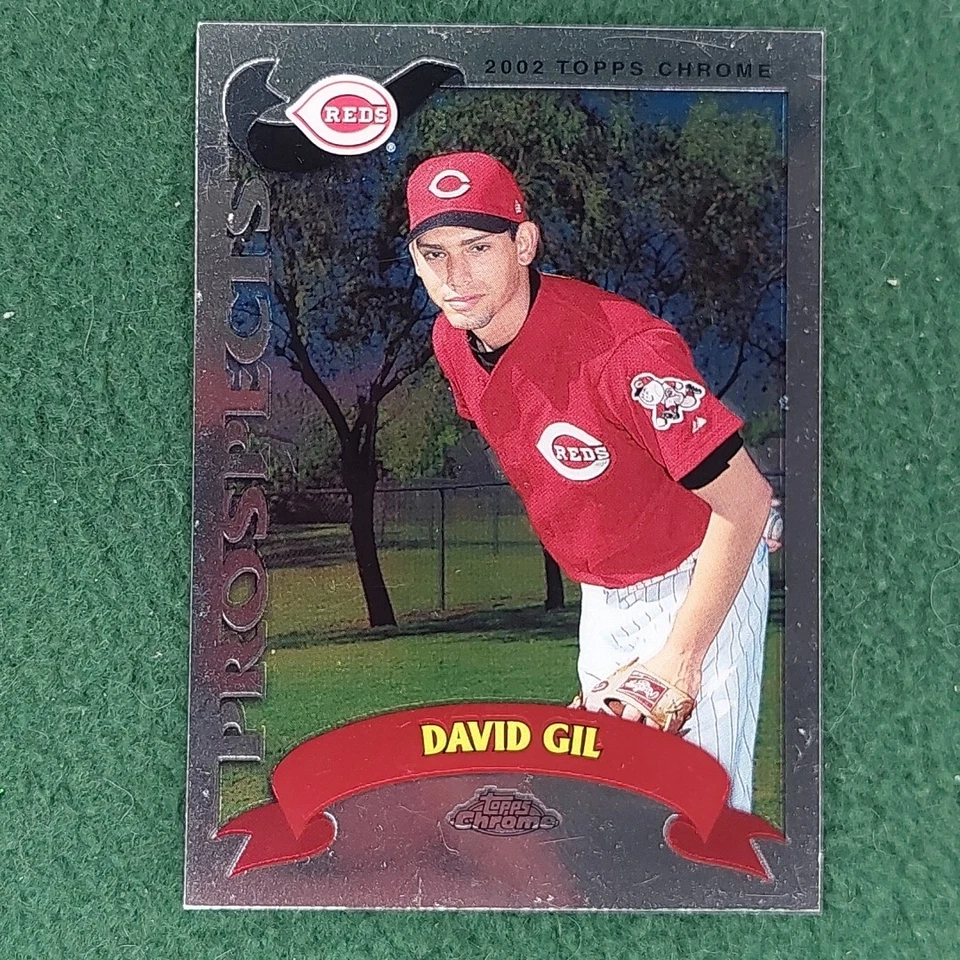David Gil Cincinnati Reds 2002 Topps Chrome Prospects ROOKIE card #T173 - Image 1 of 2