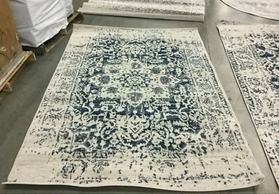 Tapete com defeito CREME/MARINHO 5'-1" X 7'-6", preço reduzido 1172630650 MAD603D-5 - Imagem 1 de 4