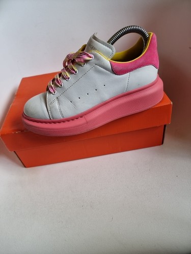 Scarpe da ginnastica Alexander McQueen per ragazze UK 2 sneakers da bambino di design