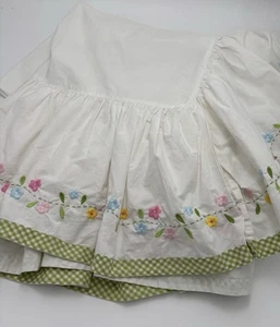 Pottery Barn Kids Bettrock Blumen bestickt & Gingham Größe Krippe - Bild 1 von 9