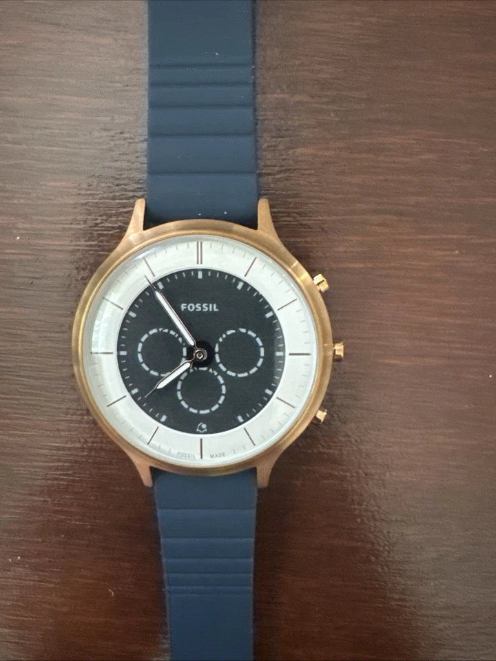 Reloj inteligente digital Fossil FTW7014 DW8F2 DORADO blanco Foto 1 de 4