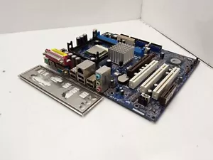 ASRock P4VM800 socket 478 scheda madre DDR MicroATX con I/O Shield P4 3,00 GHz - Foto 1 di 5