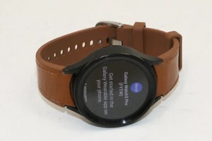 Samsung Galaxy Watch5 Pro 45MM SM-R920 GPS - Black - Photo 1 sur 11