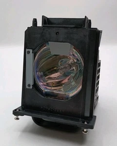 915B403001 Lampada di ricambio con alloggiamento per TV MITSUBISHI WD-60735, WD-60737, W - Foto 1 di 7