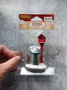 Lemax Birdhouse Birdbath Christmas Village Accesorio #14355 2011 Nuevo - Imagen 1 de 1