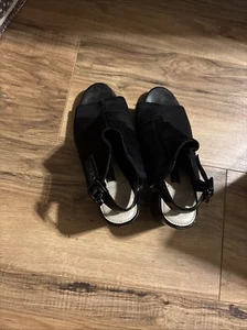 Ladies Dana Buchman DB DINA Black Open Toe SlingBack Heels Size 6Medium - Picture 1 of 4