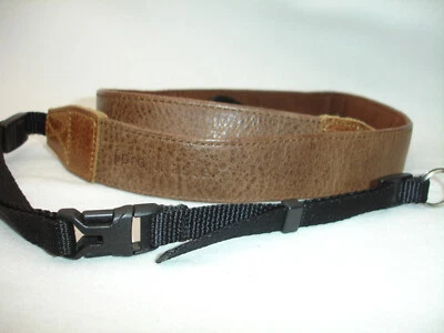 PROMASTER Quick release camera NECK STRAP with lugs (Brown) - Image 1 of 4