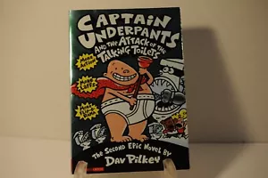 Captain Underpants & the Attack of the Talking Toilets, Dav Pilkey, PB Book - Imagen 1 de 1