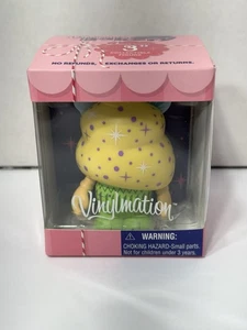 NEW DISNEY PARKS VINYLMATION BAKERY TINKER BELL CUPCAKE LIMITED EDITION FIGURINE - Picture 1 of 5