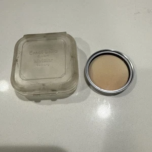 Leica leitz N.Y type F  screw-in filter With Plastic case - Picture 1 of 2