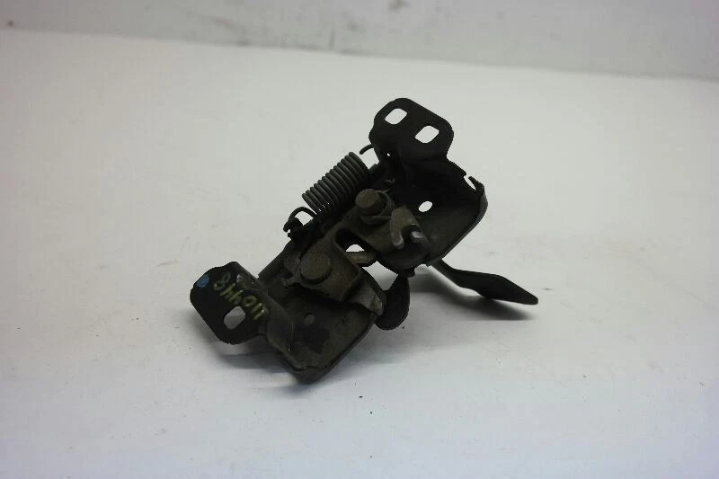 Jeep Compass 2007 actuador de capó  Foto 1 de 4