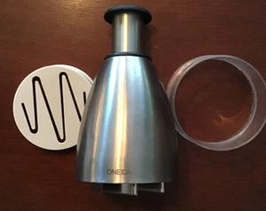 Oneida Stainless Steel Chopper In Pristine Condition, Sharp Blade & Easy To Use - Picture 1 of 12