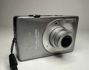 Canon PowerShot SD 750 Digital ELPH 7.1MP 3x Digital Camera - READ DESCRIPTION - Picture 1 of 11