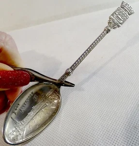 1900 Port Alexandre Expo Universelle Park  Paris France Sterling Collector Spoon - Picture 1 of 7