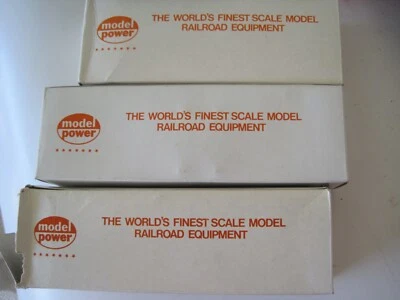 Model Power Railroad Cars Caboose Box Car Cattle Car - Image 1 of 4
