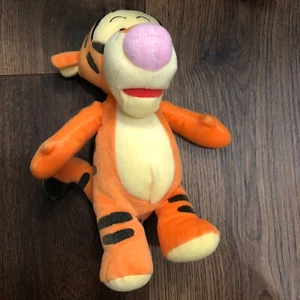 Disney Winnie the Pooh Tigger Cute Soft Beanbag Plush Plushie 9in - Picture 1 of 7