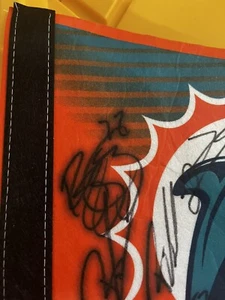 Reggie bush autographed Miami dolphins pennant flag 2011 NFL - Picture 1 of 2
