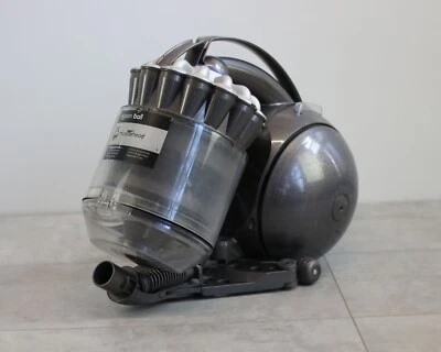 Beutelloser Dyson Ball DC37 musclehead Staubsauger Grundgerät 1300W (So8888) - Bild 1 von 4