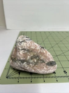 Ballarat Marble Raw From Mojave Desert California 4” X 4” 1 Lb 14 Oz Rare Unique - Bild 1 von 3