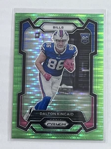 DALTON KINCAID 2023 Panini Prizm Fútbol Verde Neón Pulsar Prizm RC #308 Bills - Imagen 1 de 2