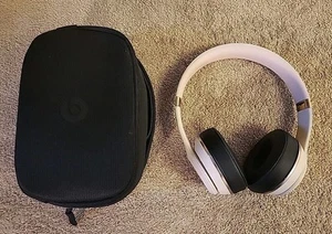 Beats by Dr. Dre Solo3 Cuffie auricolari wireless - Oro satinato - Foto 1 di 13