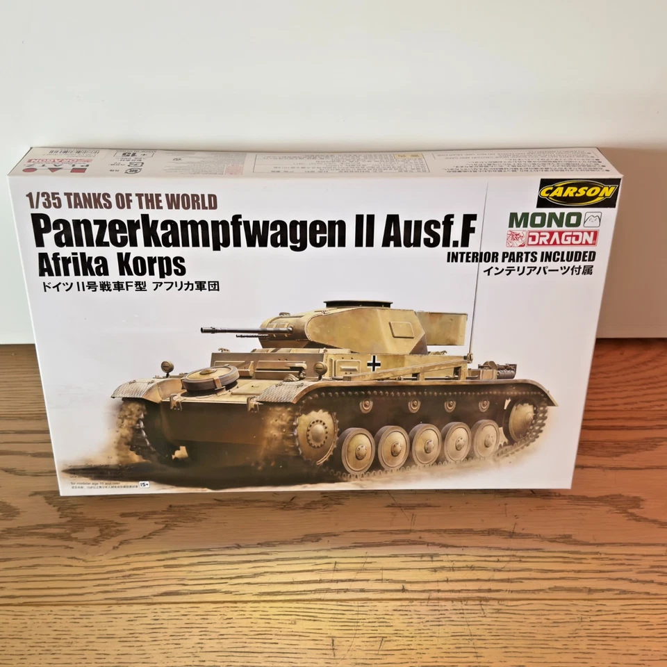 Dragon 1:35 scale Tanks of The World Panzerkampfwagen II Ausf.F Afrika Korps - Bild 1 von 1