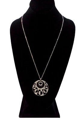 Collar de cadena colgante Bulgari Bvlgari Intrasio oro blanco de 18 quilates diamante ónix Foto 1 de 4