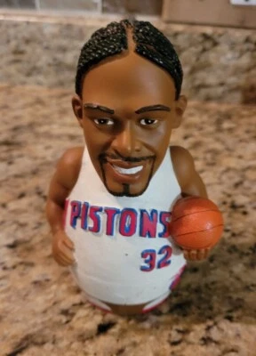 RARO "RIP" HAMILTON #32 PISTONES DETROIT BOBBLEHEAD BANK - CUERPO ANCHO - ¡DIFÍCIL DE ENCONTRAR! Foto 1 de 4