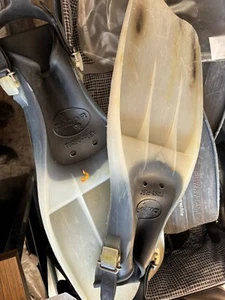Rubber Dacor Turbo Flex Scuba Divers Fins Size Medium M Italy - Picture 1 of 2