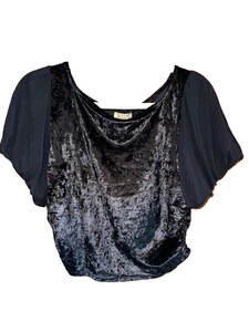 Top corto de terciopelo negro Midnight Mood talla grande Free People íntimamente nuevo con etiquetas - Imagen 1 de 5
