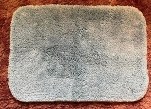 Mohawk Home Regency Light Blue Bath Mat Rug 17" x 24" Slip Resistant - Picture 1 of 1