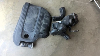 Used Air Cleaner Assembly fits: 2016 Dodge Dart 2.0 Grade A - Image 1 of 4