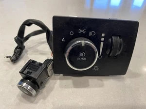2019 JEEP GRAND CHEROKEE Headlight Control Fuel door Button Switch 120026800 OEM - Picture 1 of 10