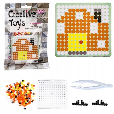 Bügelperlen Set Haus Schablone Bügelperlen Bastelset mit Pinzette & Unterlage - Bild 1 von 4