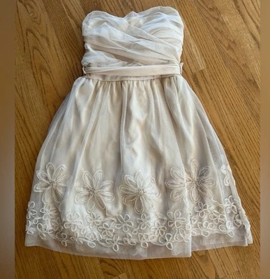 Vestido sin tirantes Juniors Mystic precioso talla mediana Foto 1 de 4