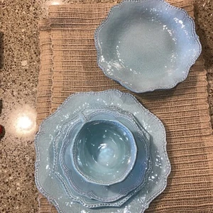 ARTE ITALICA MERLETTO Aqua ANTIQUE LACE EMBOSSED DINNER PLATE - 11” Diameter - Picture 1 of 15