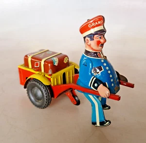 Hans Geiger Dienstmann Kofferkarre Grand Hotel Blechspielzeug Figur mit Uhrwerk - Bild 1 von 8