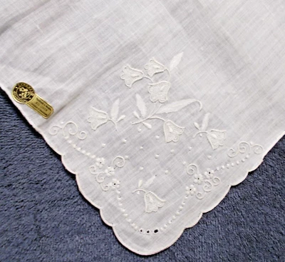 Pañuelo vintage de lino blanco bordado floral Madeira - Gerbrend Creation Foto 1 de 3