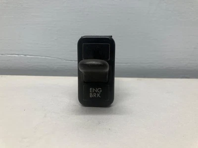 Interruptor tablero/consola nivel freno motor Freightliner M2 112 - Usado Foto 1 de 4