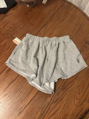 Nuevo con etiquetas Pantalones Cortos Free People Movement Para Mujer XS Gris Cómodos Salón Pull On Foto 1 de 4