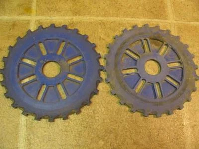 2 placas de maceta de maíz International C8-24 McCormick IH IHC Foto 1 de 2